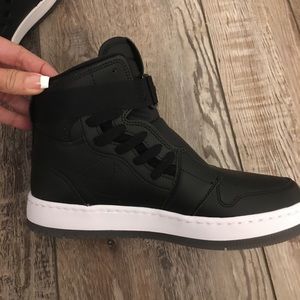 NEW Nike Air Jordans Women’s Size 8.5